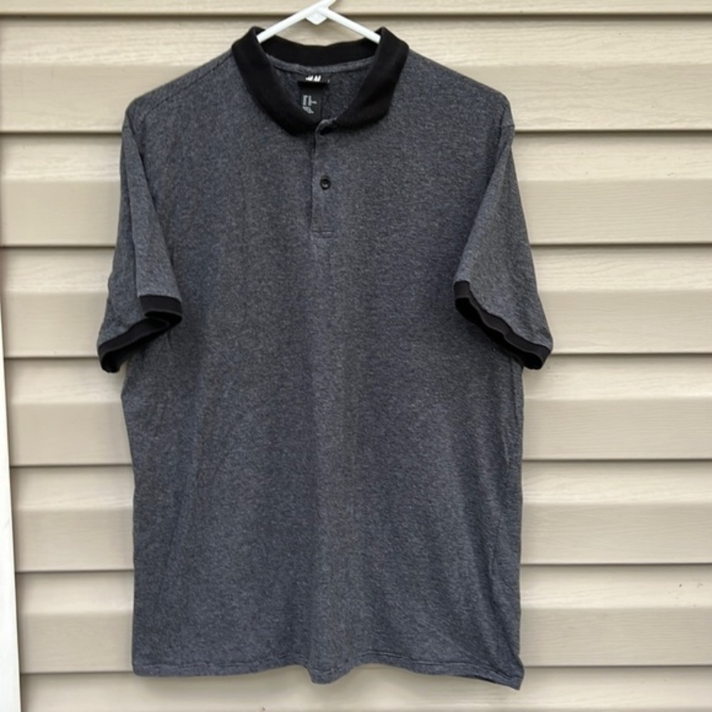 H&M mens black&gray 2 button polo shirt